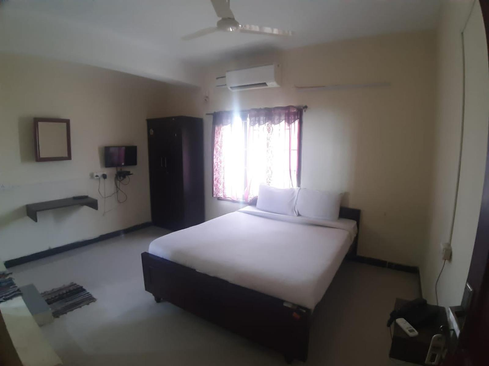Shree Sairenu Near Maruthamalai And Bharathiyar Univ And On The Way To Near Isha Adiyogi Hotel Marudhamalai Exterior photo